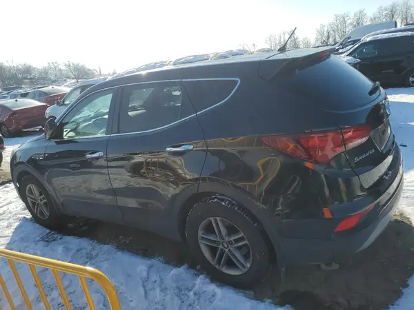 5XYZTDLBXJG528577 2018 HYUNDAI SANTA FE - Image 2