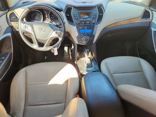 5XYZU3LA7GG345788 2016 HYUNDAI SANTA FE - Image 8
