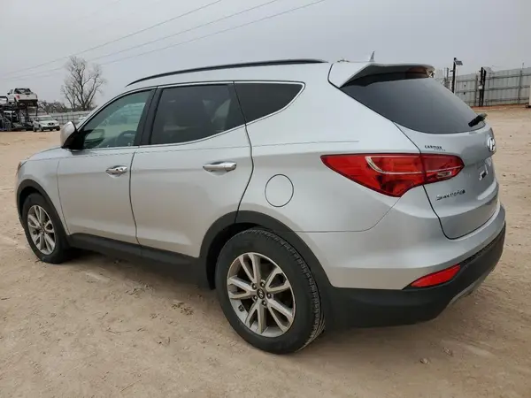5XYZU3LA8GG319619 2016 HYUNDAI SANTA FE - Image 2