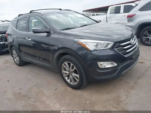 5XYZU3LA9GG317135 2016 HYUNDAI SANTA FE - Image 1