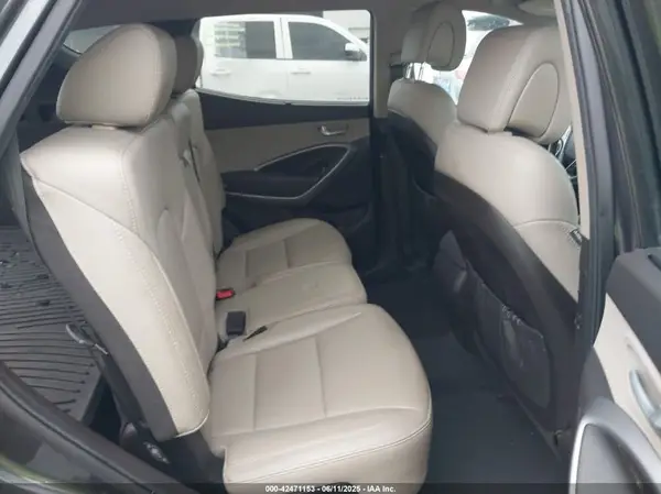 5XYZU3LA9GG317135 2016 HYUNDAI SANTA FE - Image 8