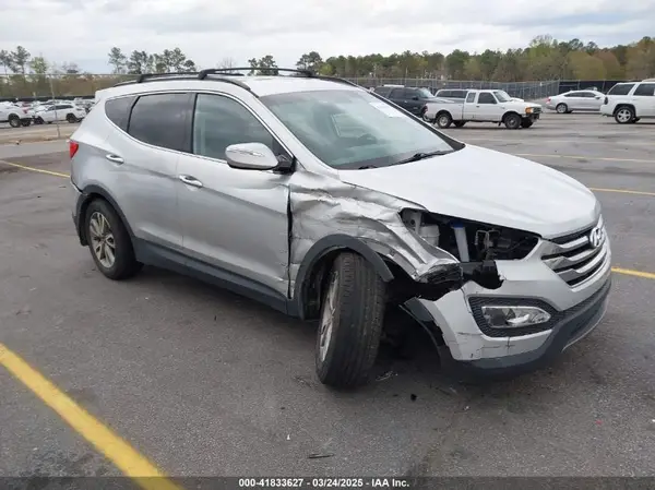 5XYZU3LAXGG333232 2016 HYUNDAI SANTA FE - Image 1