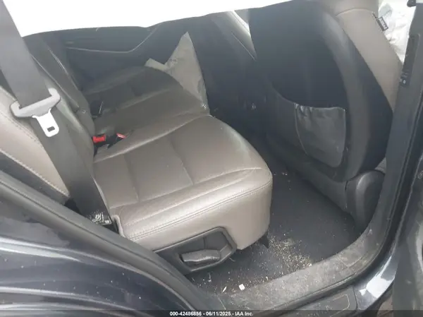 5XYZU3LB0GG305934 2016 HYUNDAI SANTA FE - Image 8