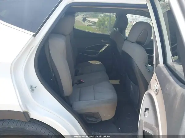 5XYZU3LB0GG311944 2016 HYUNDAI SANTA FE - Image 8