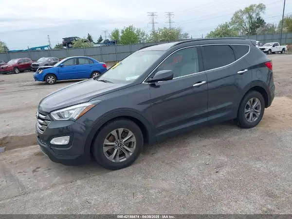 5XYZU3LB0GG318165 2016 HYUNDAI SANTA FE - Image 2
