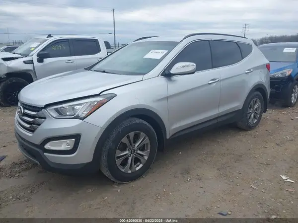 5XYZU3LB0GG327660 2016 HYUNDAI SANTA FE - Image 2