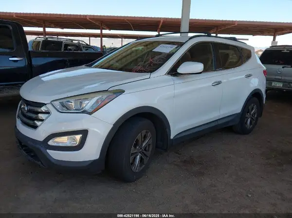 5XYZU3LB0GG341087 2016 HYUNDAI SANTA FE - Image 2
