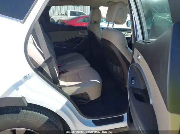 5XYZU3LB0GG355412 2016 HYUNDAI SANTA FE - Image 8