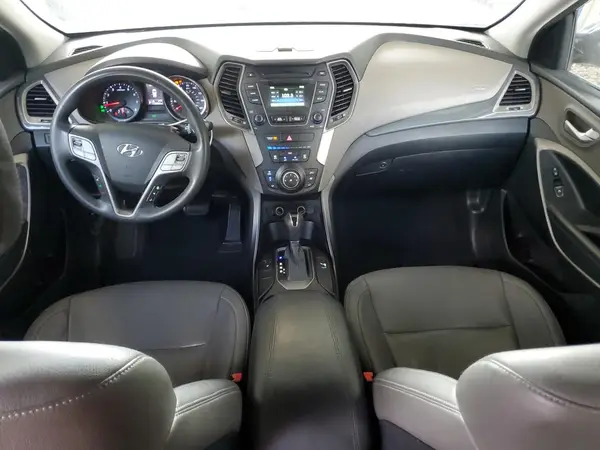 5XYZU3LB0GG356995 2016 HYUNDAI SANTA FE - Image 8
