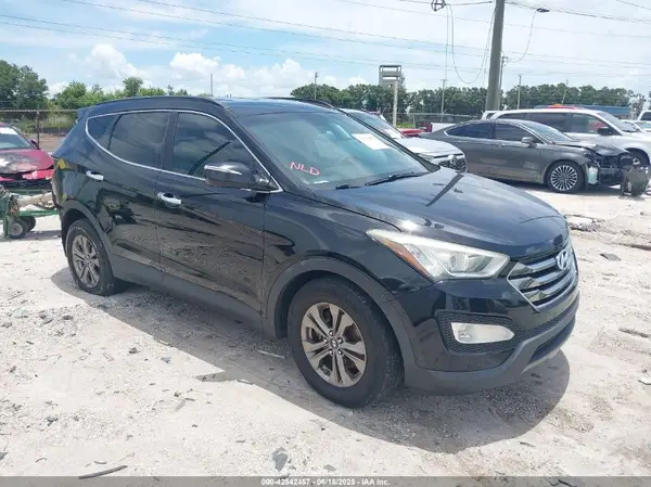 5XYZU3LB0GG374249 2016 HYUNDAI SANTA FE - Image 1