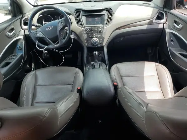 5XYZU3LB0HG399010 2017 HYUNDAI SANTA FE - Image 8