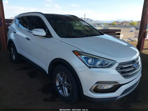 5XYZU3LB0JG515523 2018 HYUNDAI SANTA FE - Image 1