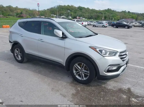 5XYZU3LB0JG550224 2018 HYUNDAI SANTA FE - Image 1