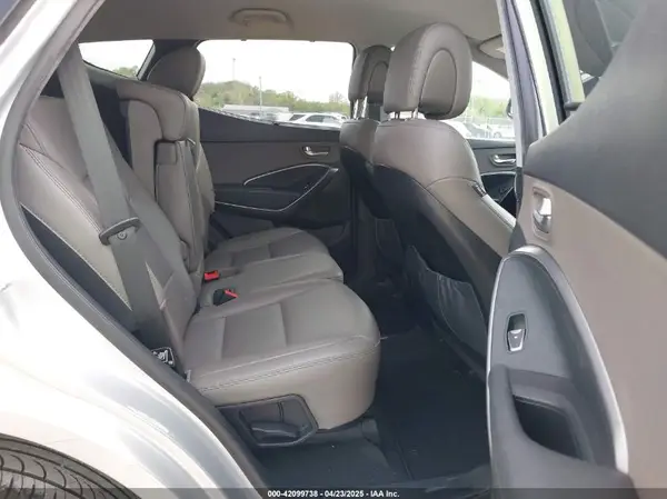 5XYZU3LB0JG550224 2018 HYUNDAI SANTA FE - Image 8