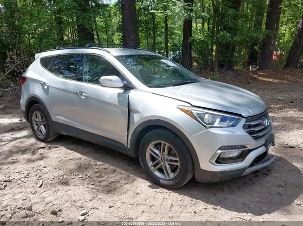 5XYZU3LB0JG553043 2018 HYUNDAI SANTA FE - Image 1