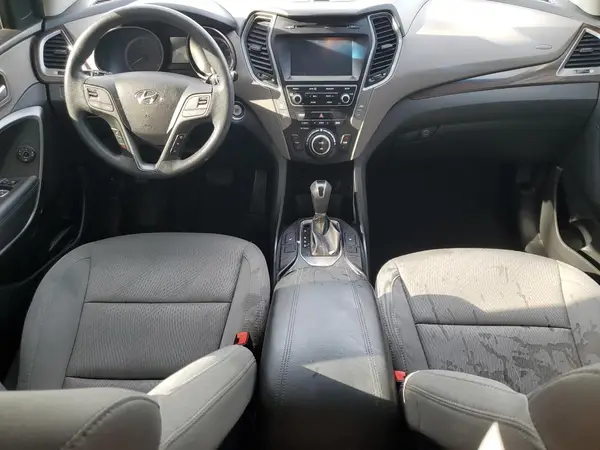5XYZU3LB0JG555083 2018 HYUNDAI SANTA FE - Image 8