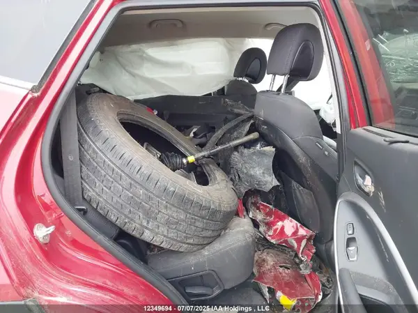 5XYZU3LB0JG558498 2018 HYUNDAI SANTA FE - Image 8