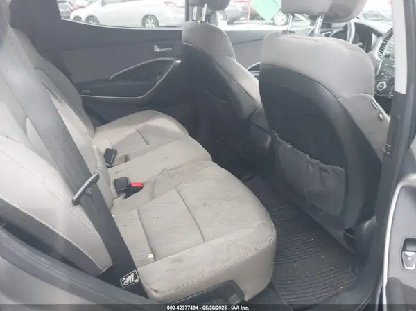 5XYZU3LB1GG358111 2016 HYUNDAI SANTA FE - Image 8