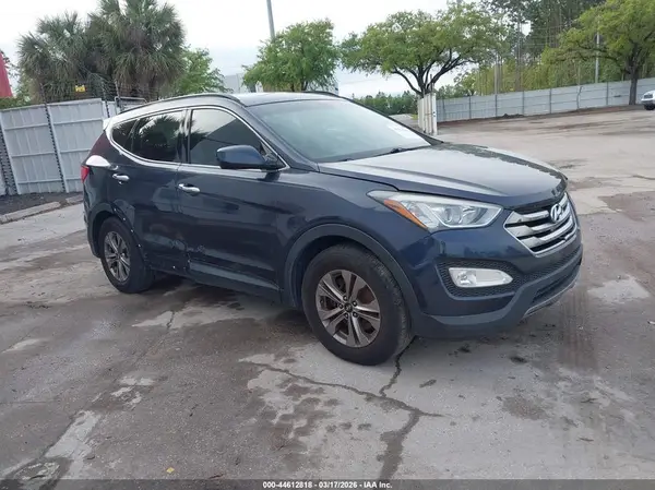 5XYZU3LB1GG376138 2016 HYUNDAI SANTA FE - Image 1