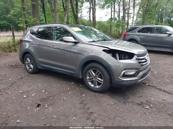 5XYZU3LB1HG381311 2017 HYUNDAI SANTA FE - Image 1