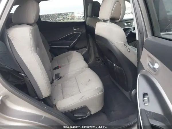 5XYZU3LB1HG406479 2017 HYUNDAI SANTA FE - Image 8