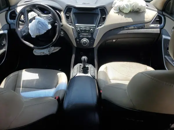 5XYZU3LB1HG411620 2017 HYUNDAI SANTA FE - Image 8