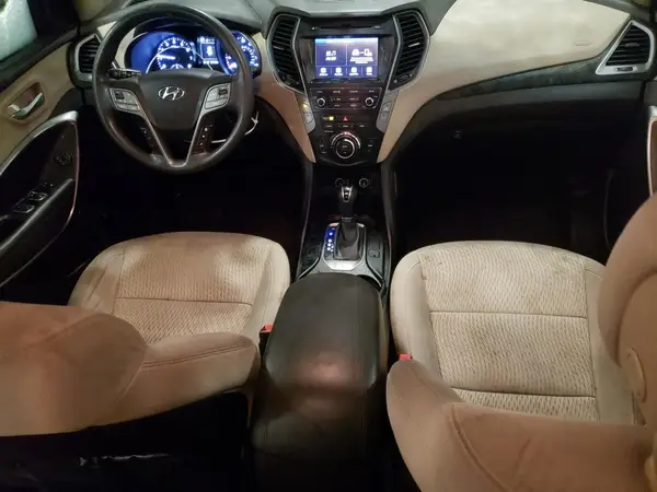 5XYZU3LB1HG429292 2017 HYUNDAI SANTA FE - Image 8