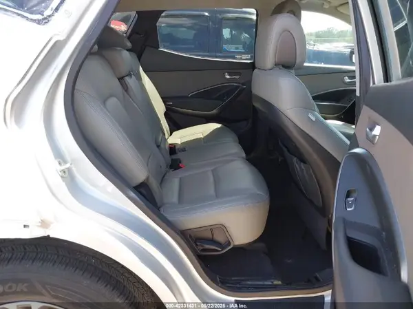 5XYZU3LB1HG430152 2017 HYUNDAI SANTA FE - Image 8