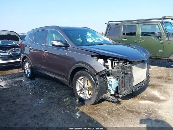 5XYZU3LB1HG436677 2017 HYUNDAI SANTA FE - Image 1