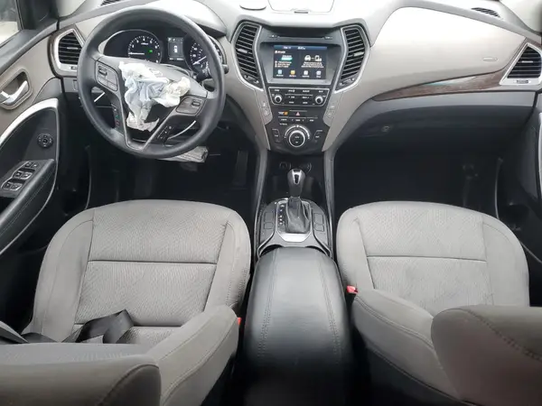 5XYZU3LB1HG443970 2017 HYUNDAI SANTA FE - Image 8