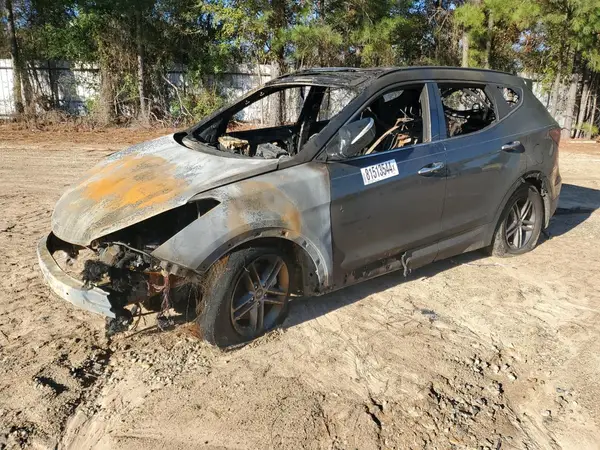5XYZU3LB1HG479240 2017 HYUNDAI SANTA FE - Image 1