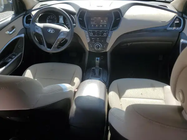 5XYZU3LB1HG479674 2017 HYUNDAI SANTA FE - Image 8
