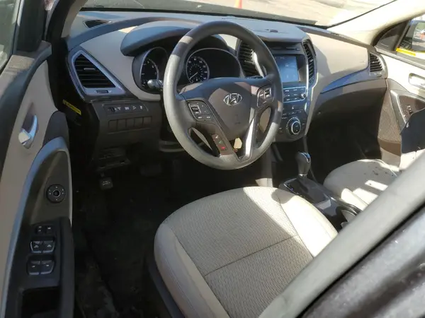 5XYZU3LB1HG492196 2017 HYUNDAI SANTA FE - Image 8
