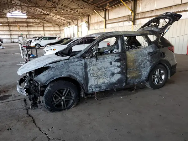 5XYZU3LB1JG507172 2018 HYUNDAI SANTA FE - Image 1