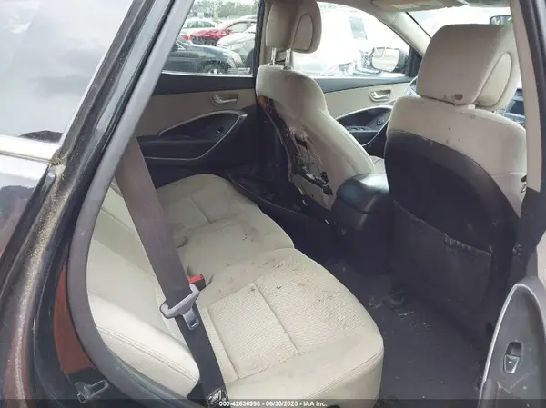 5XYZU3LB2GG316241 2016 HYUNDAI SANTA FE - Image 8