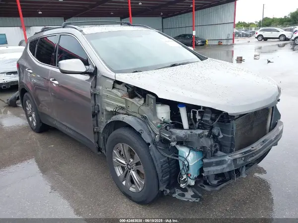 5XYZU3LB2GG319530 2016 HYUNDAI SANTA FE - Image 1