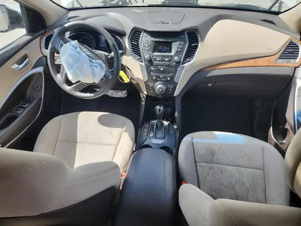 5XYZU3LB2GG335212 2016 HYUNDAI SANTA FE - Image 8