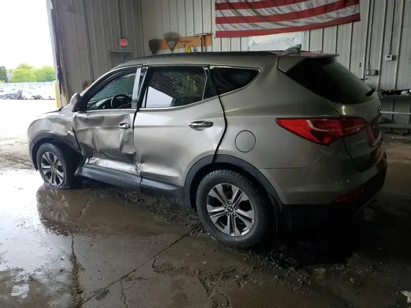 5XYZU3LB2GG347165 2016 HYUNDAI SANTA FE - Image 2