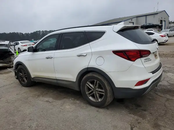5XYZU3LB2HG382452 2017 HYUNDAI SANTA FE - Image 2