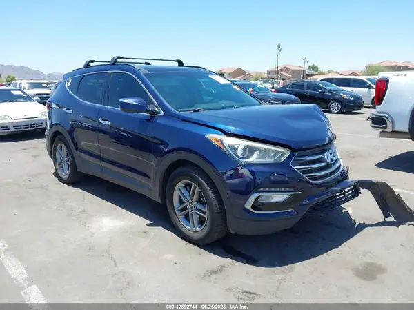 5XYZU3LB2HG383620 2017 HYUNDAI SANTA FE - Image 1