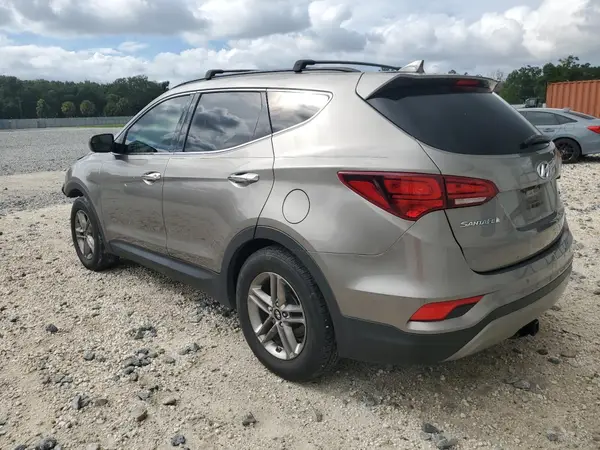 5XYZU3LB2HG387926 2017 HYUNDAI SANTA FE - Image 2