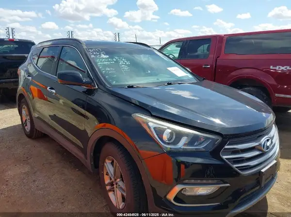 5XYZU3LB2HG388106 2017 HYUNDAI SANTA FE - Image 1