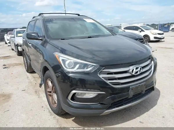 5XYZU3LB2HG400934 2017 HYUNDAI SANTA FE - Image 1