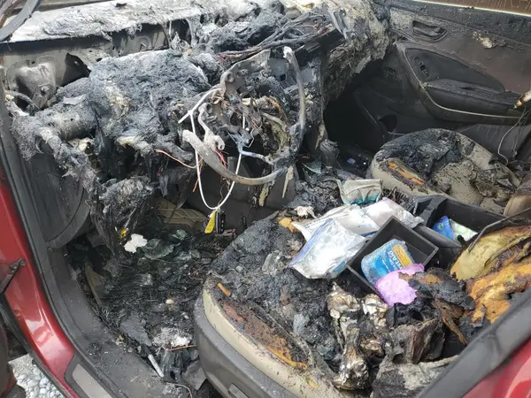 5XYZU3LB2HG411710 2017 HYUNDAI SANTA FE - Image 8