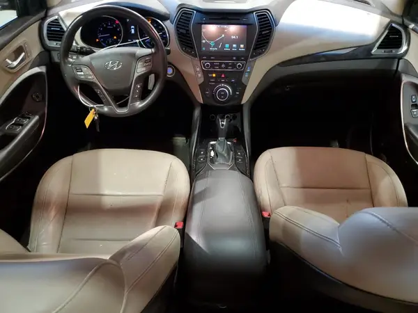 5XYZU3LB2HG414624 2017 HYUNDAI SANTA FE - Image 8