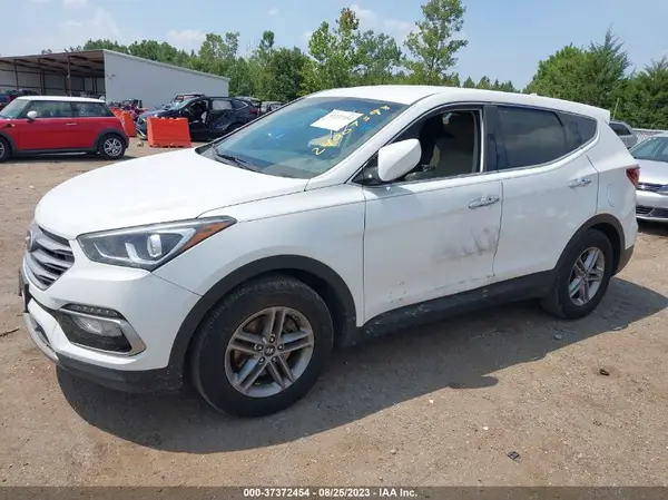 5XYZU3LB2HG424697 2017 HYUNDAI SANTA FE - Image 2