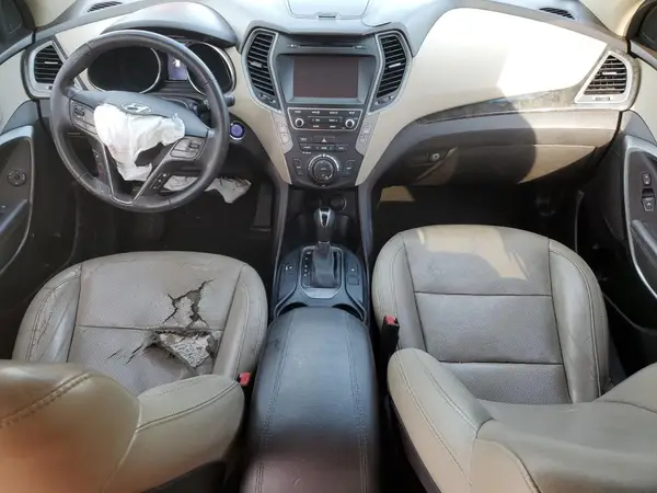 5XYZU3LB2HG425428 2017 HYUNDAI SANTA FE - Image 8
