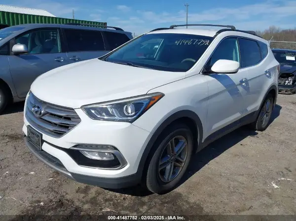 5XYZU3LB2HG426594 2017 HYUNDAI SANTA FE - Image 2