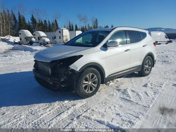 5XYZU3LB2HG435571 2017 HYUNDAI SANTA FE - Image 2