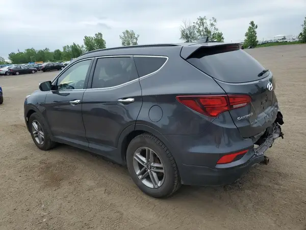 5XYZU3LB2HG442469 2017 HYUNDAI SANTA FE - Image 2